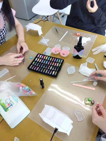 お菓子な⁈ハロウィンキーホルダー作り