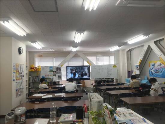 特別活動 映画観賞会