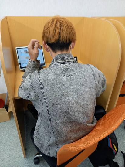 提出ラッシュ! レポート締切直前のキャンパス